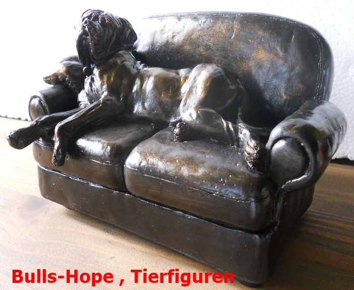 Mastiff liegend auf Sofa , limited Edition of 350